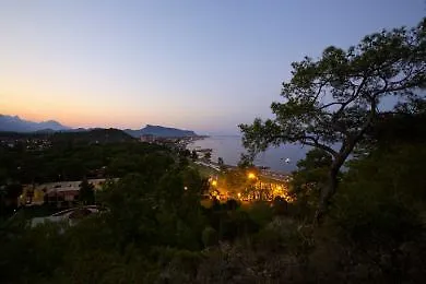리조트 Robinson Camyuva - Adults Only 5*