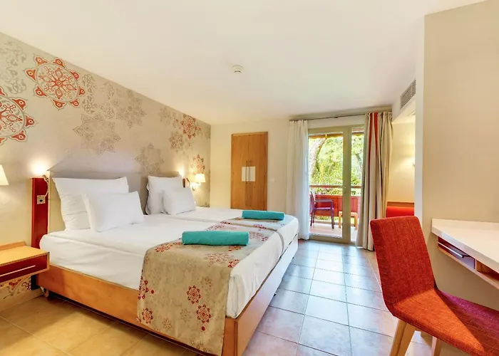 Robinson Camyuva - Adults Only אתר נופש 5*