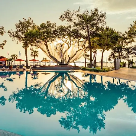 Resort Robinson Camyuva - Adults Only