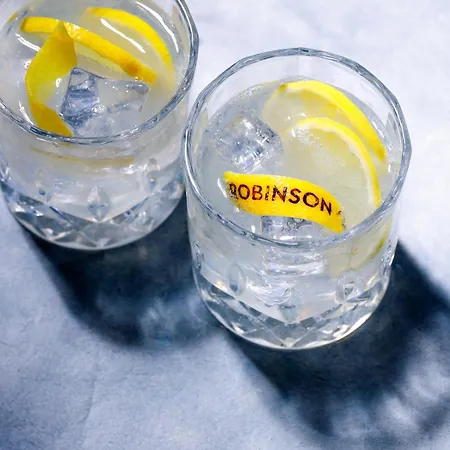 Robinson Camyuva - Adults Only 5*